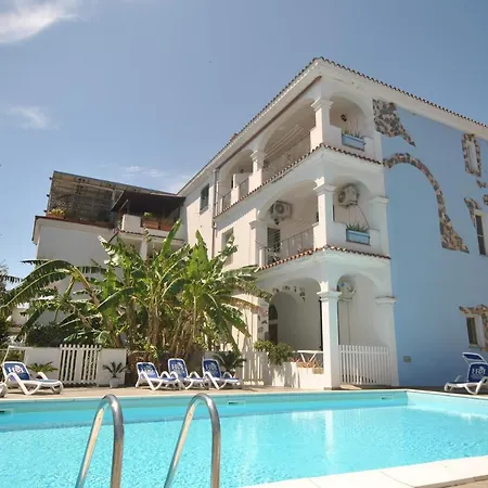 Aparthotel Rifugio 3*